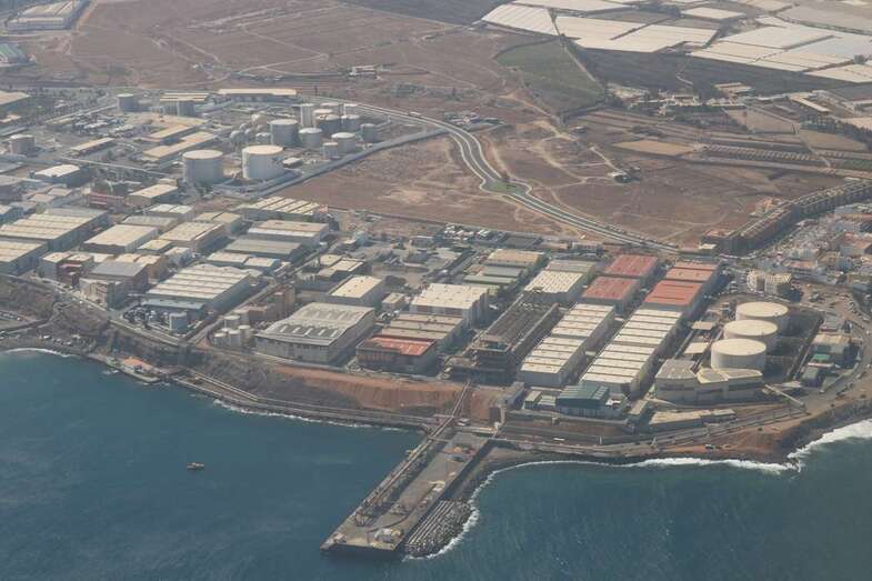 Vista aérea de la zona industrial de Salinetas/TA.